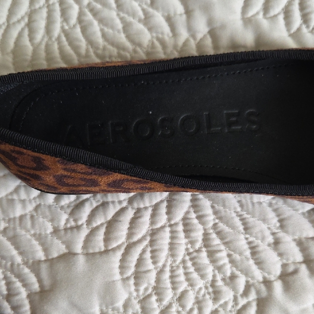 AEROSOLES Leopard Patterned Flats with Black Trim - image 3